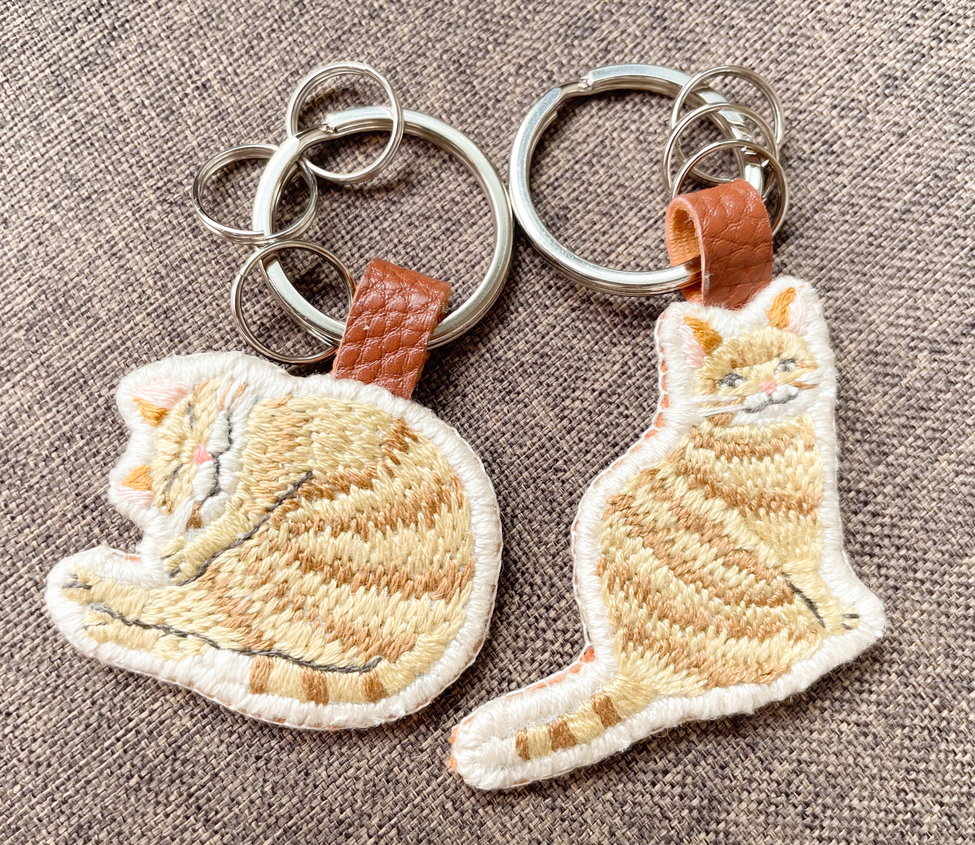 トラねこナゴのキーホルダー